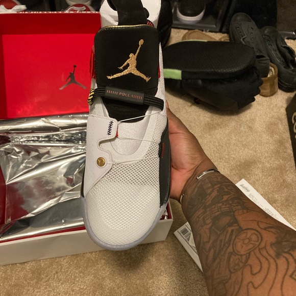 Jordan XXXIII (Never Worn)- $185 - Picture 6 of 8